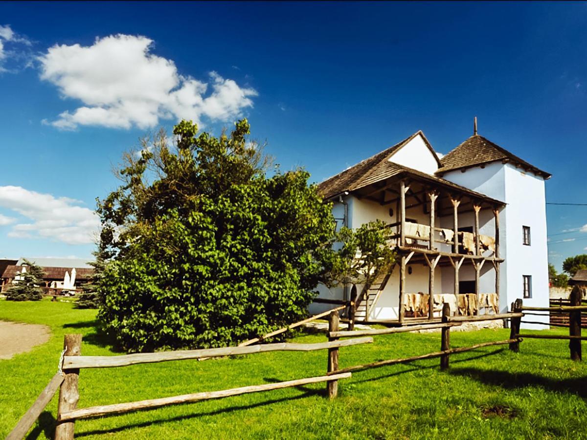 Zamek Rycerski Sobków Dış mekan fotoğraf