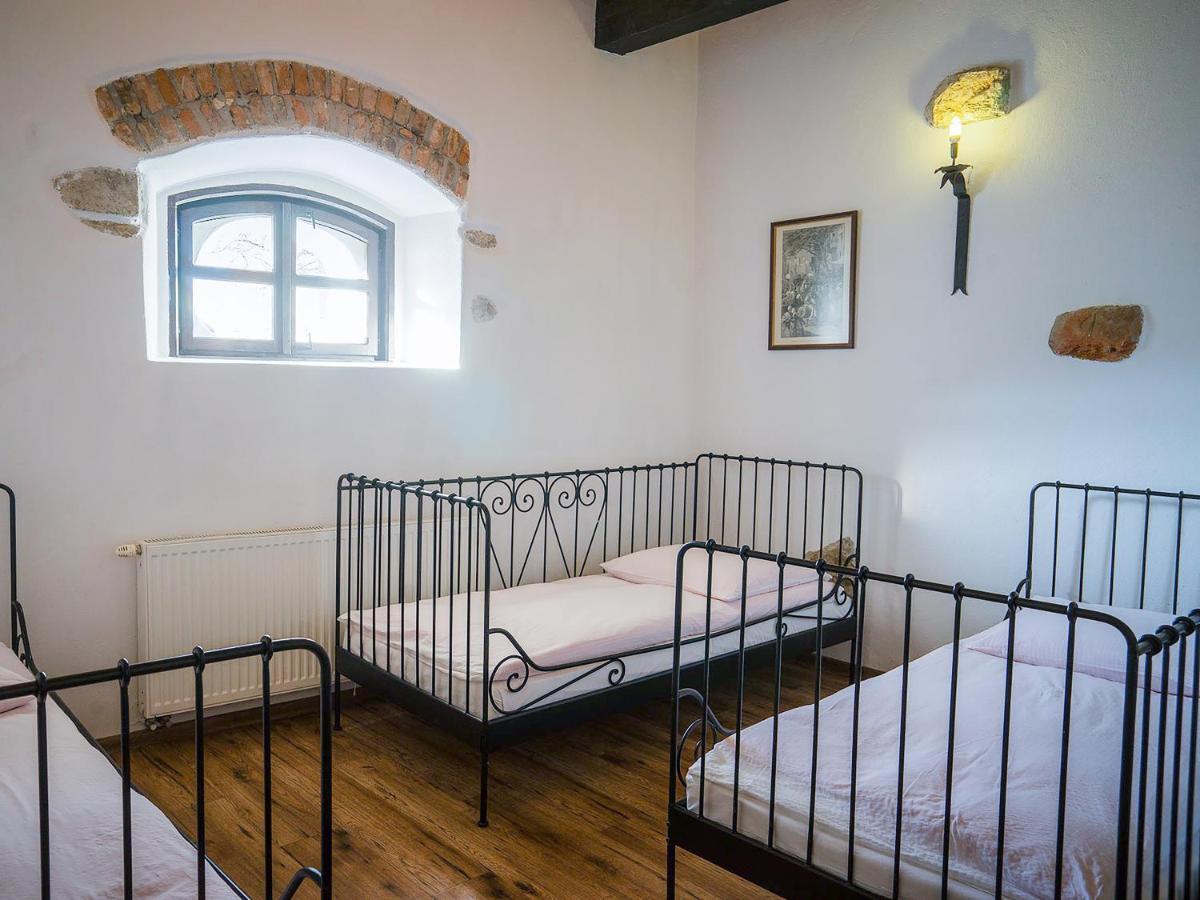 Zamek Rycerski Sobków Dış mekan fotoğraf