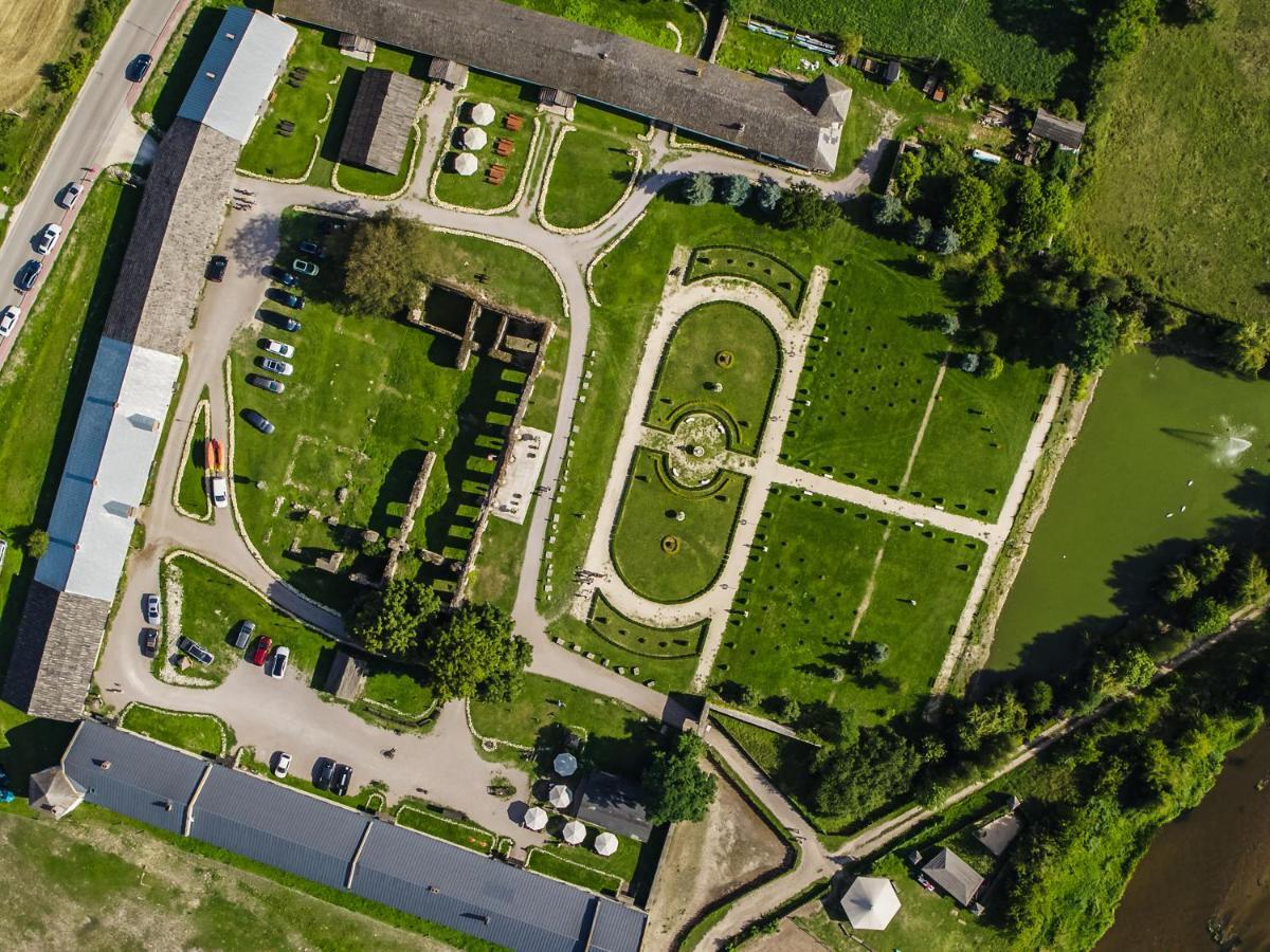 Zamek Rycerski Sobków Dış mekan fotoğraf