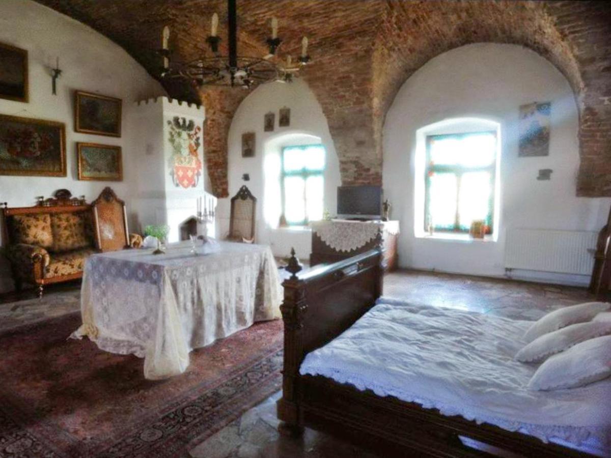 Zamek Rycerski Sobków Dış mekan fotoğraf